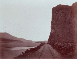 Carlton Watkins, Cape Horn Near Celilo, 1867